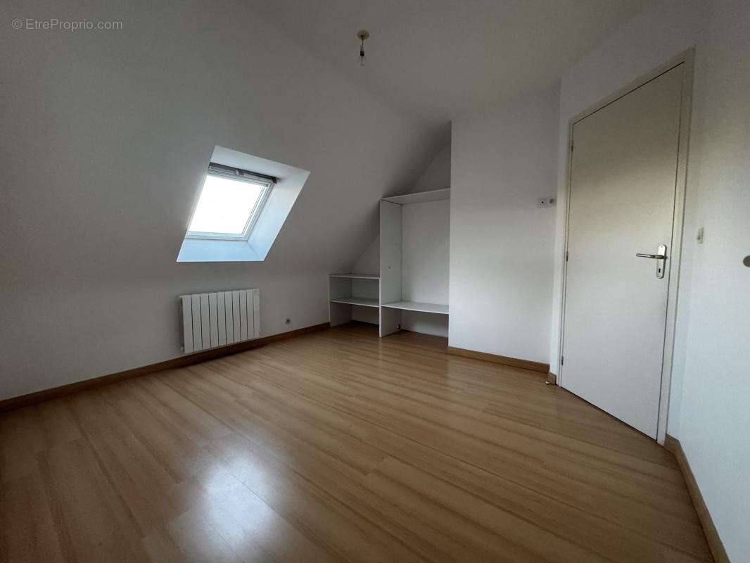 Maison à SAINT-JOUAN-DES-GUERETS