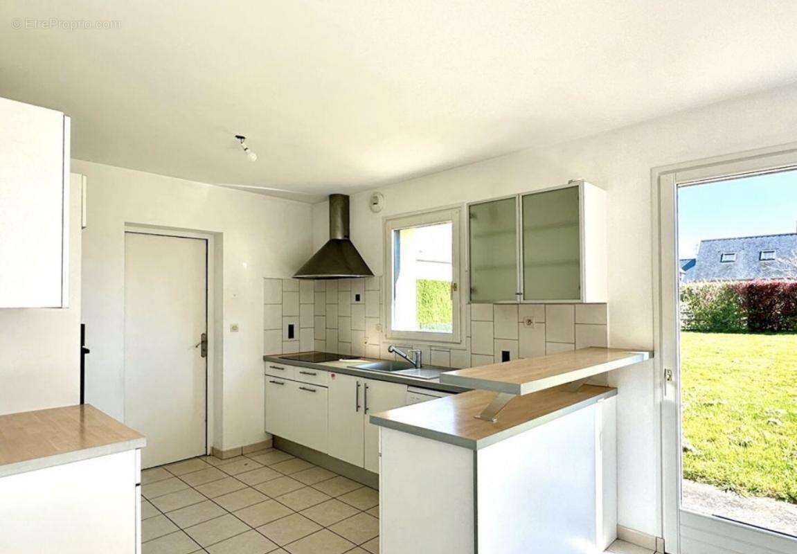 Maison à SAINT-JOUAN-DES-GUERETS