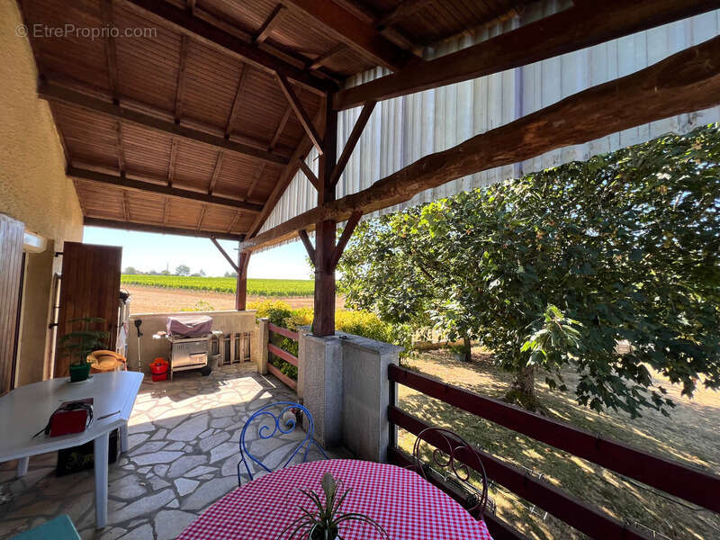 Maison à LOUZAC-SAINT-ANDRE