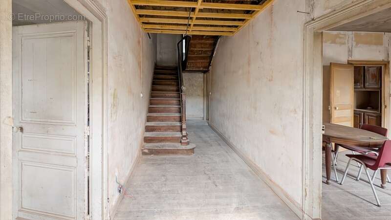 Maison à LANOUAILLE