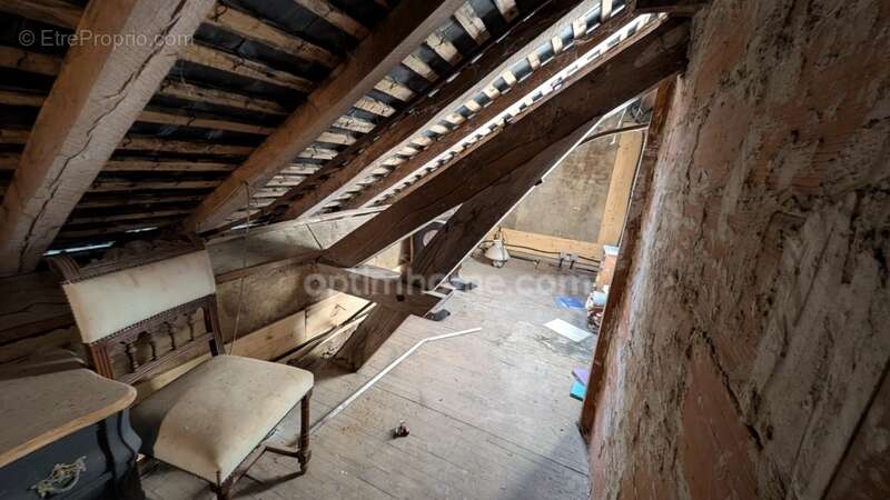 Maison à LANOUAILLE