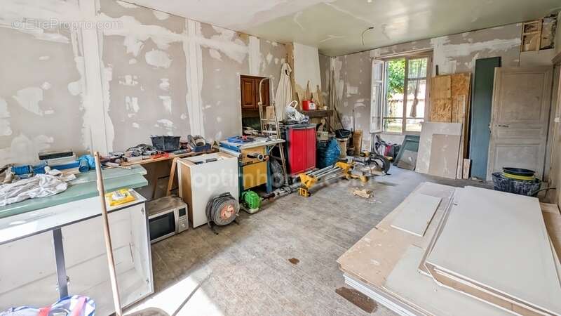 Maison à LANOUAILLE