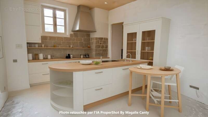 Maison à LANOUAILLE