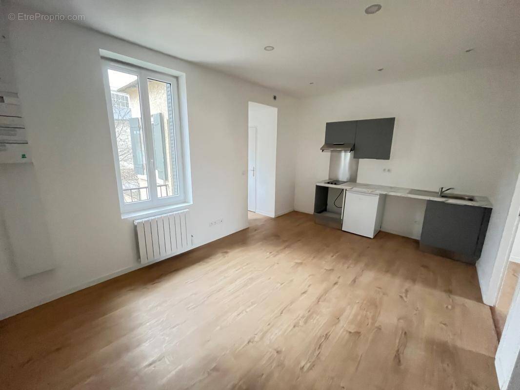 Appartement à LYON-8E