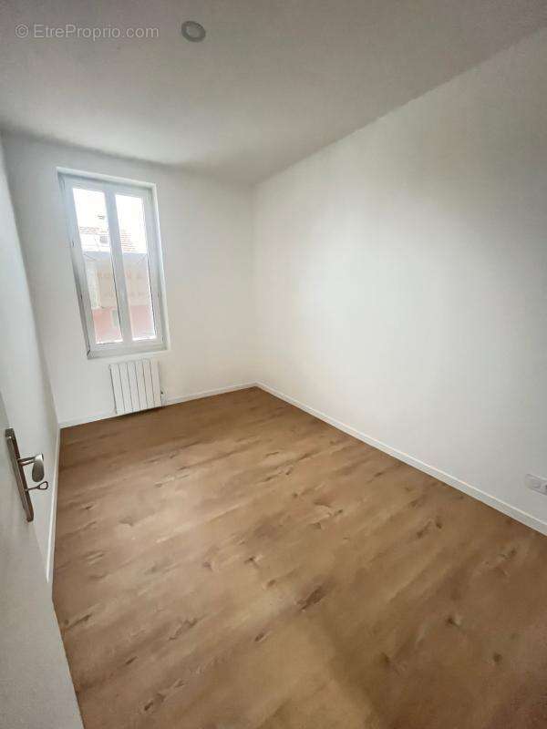 Appartement à LYON-8E