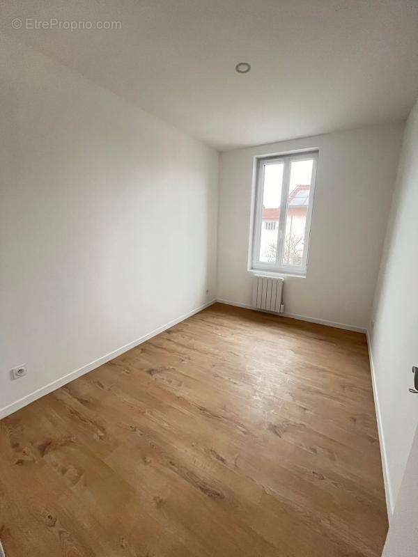 Appartement à LYON-8E