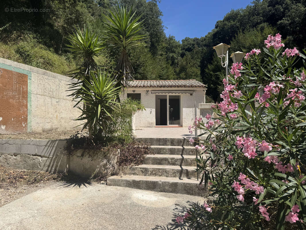 Maison à CAGNES-SUR-MER