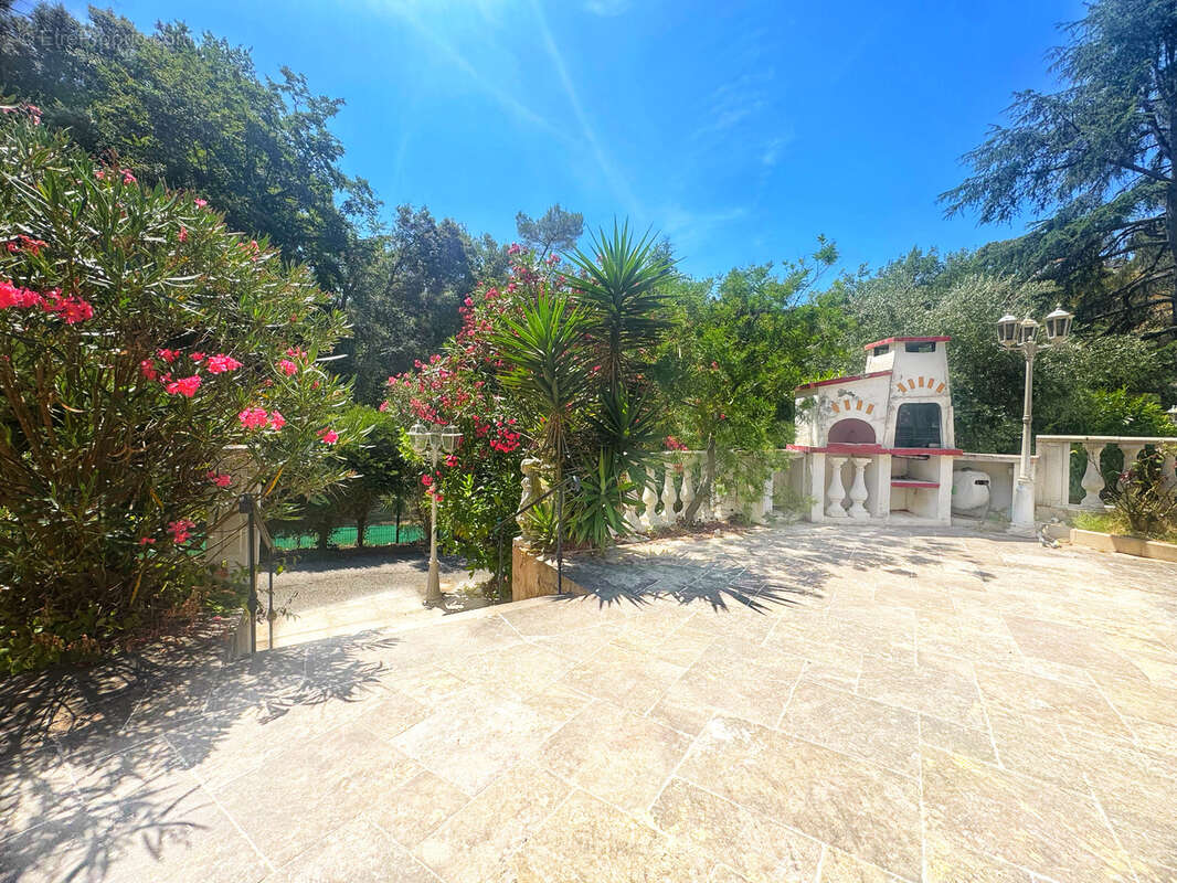 Maison à CAGNES-SUR-MER
