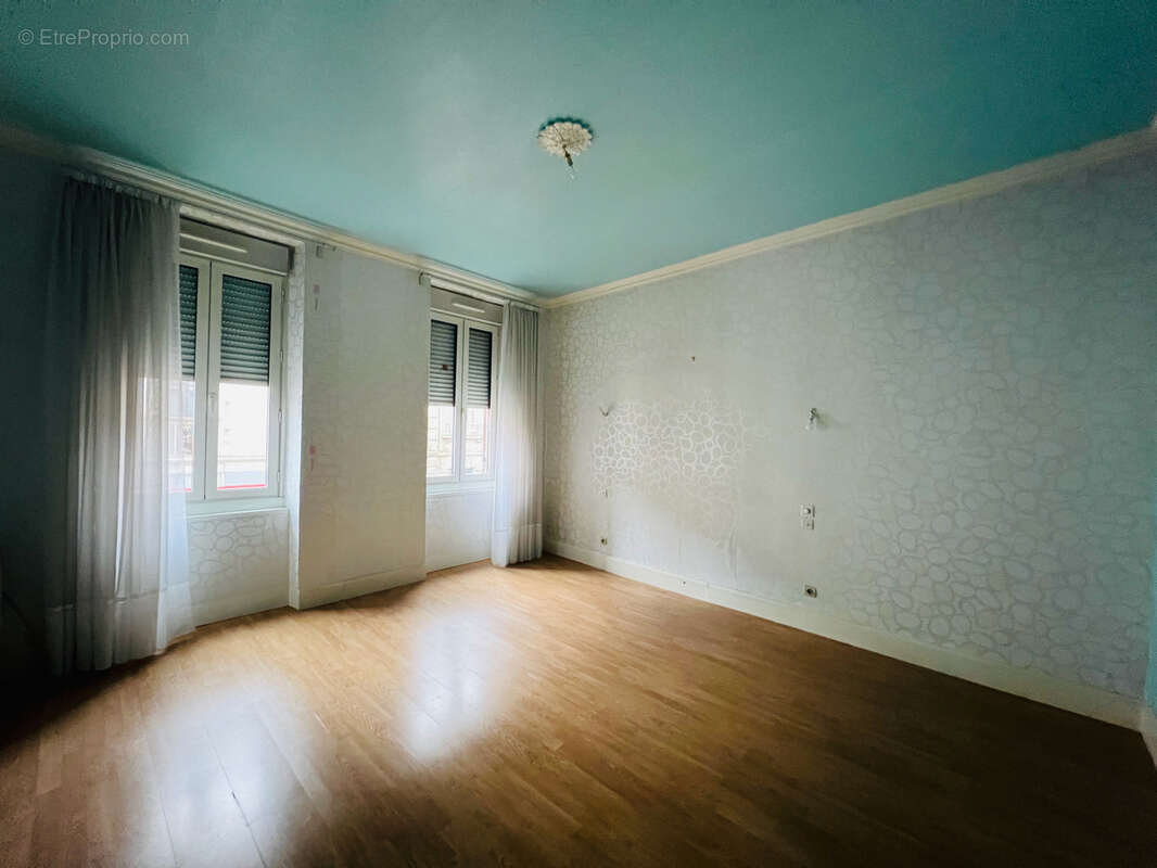 Maison à VILLENEUVE-SUR-LOT