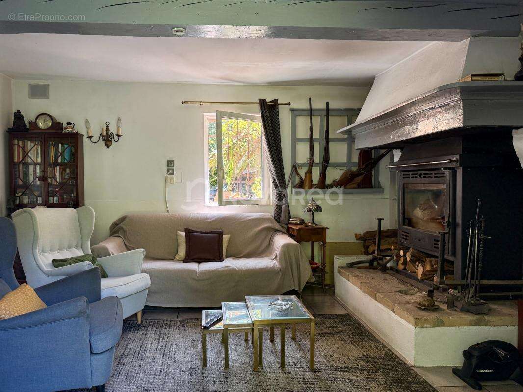 Maison à SAUBRIGUES