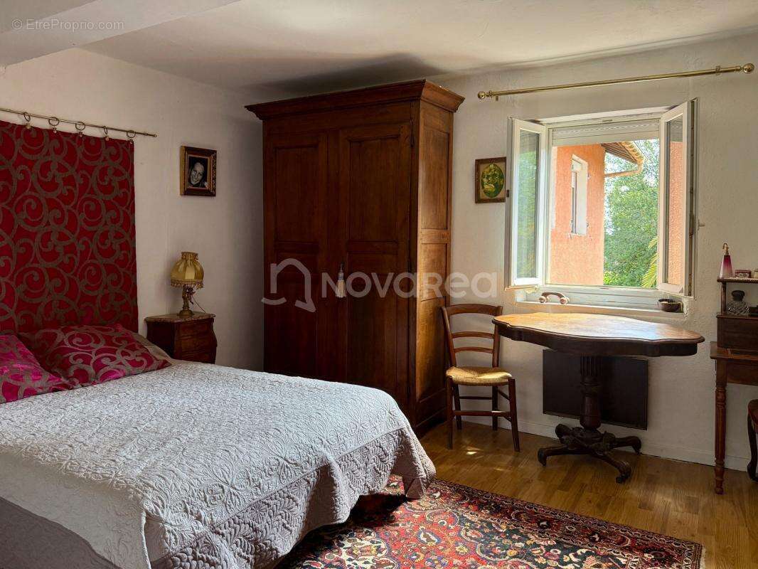 Maison à SAUBRIGUES