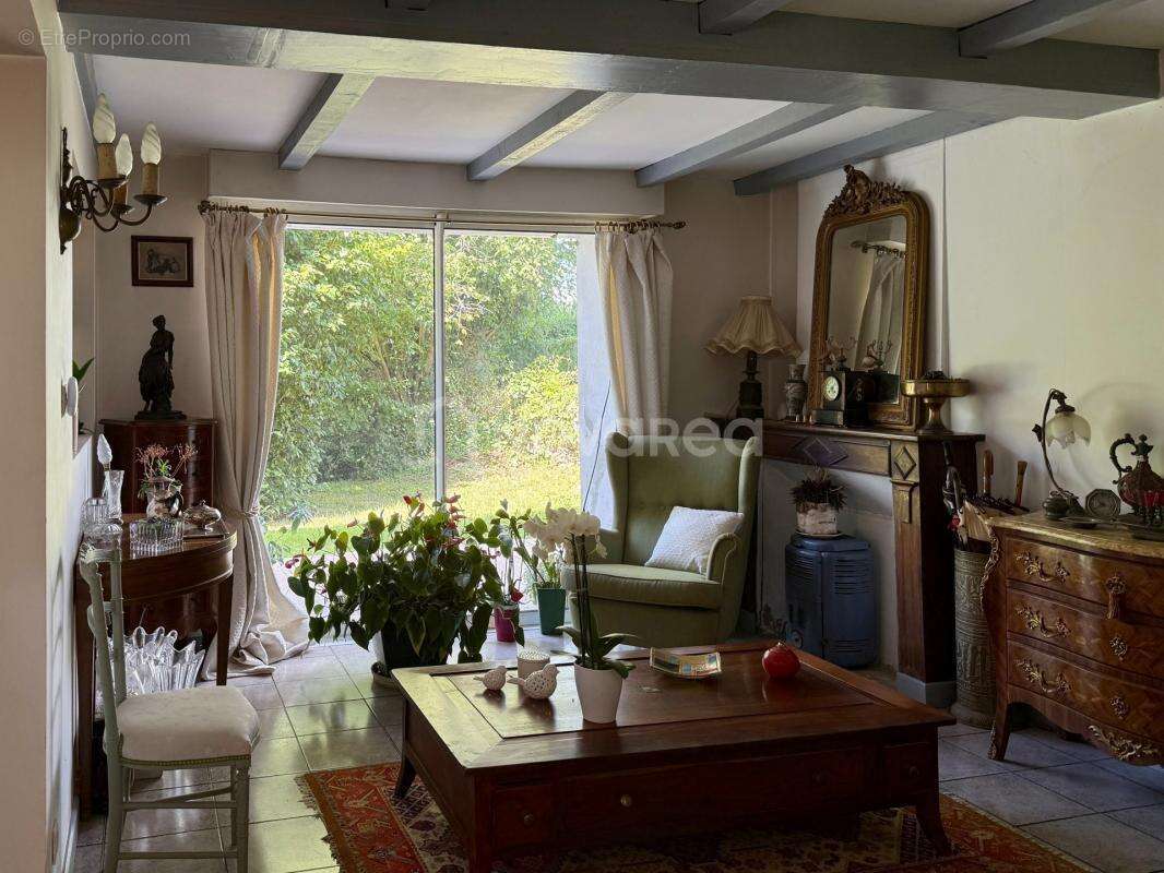 Maison à SAUBRIGUES