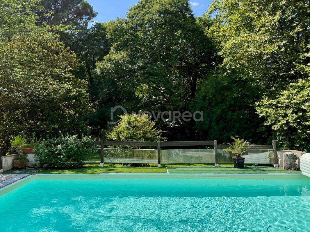 Maison à SAUBRIGUES