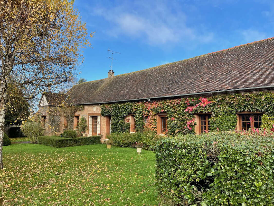 Maison à GROSSOEUVRE