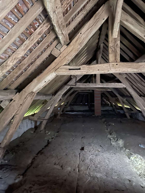 Maison à GROSSOEUVRE