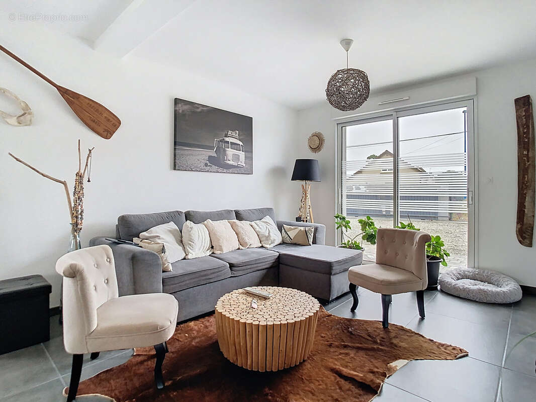 Maison à SAINT-GERMAIN-SUR-AY