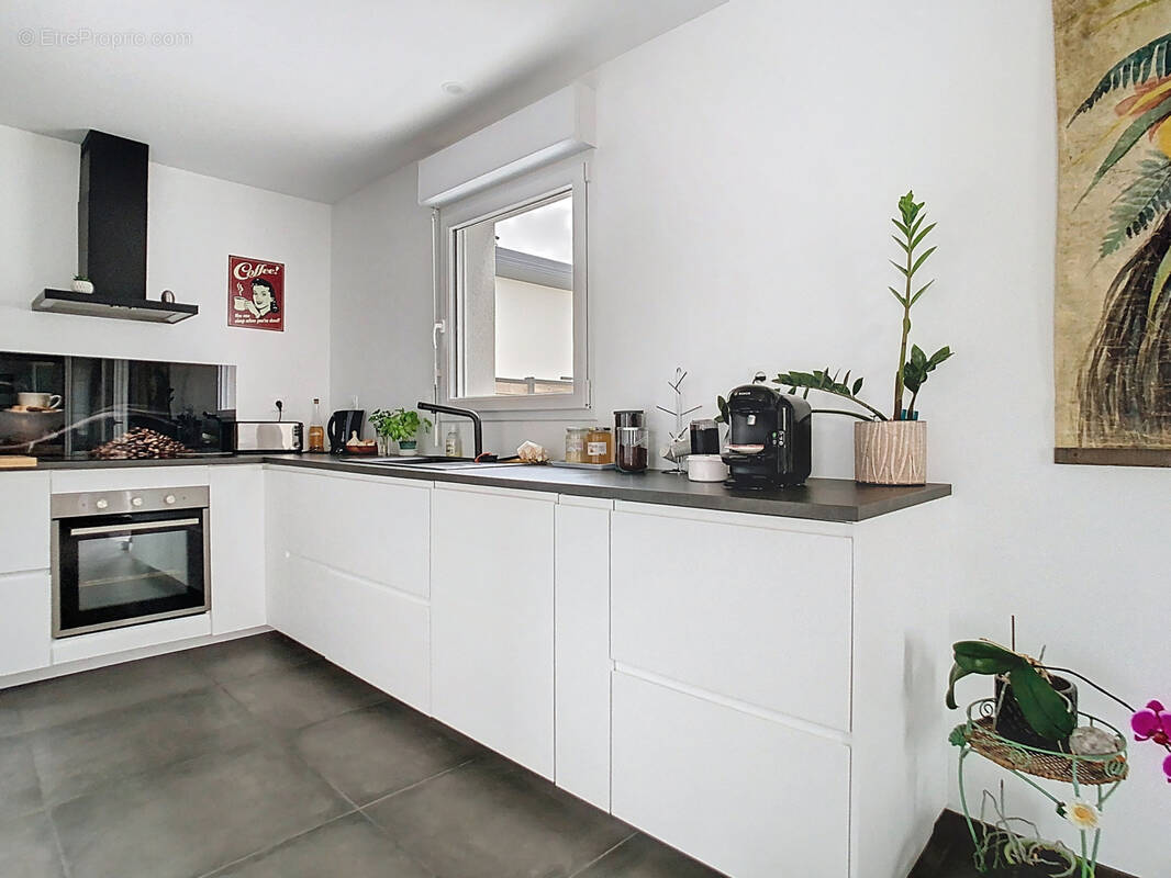 Maison à SAINT-GERMAIN-SUR-AY