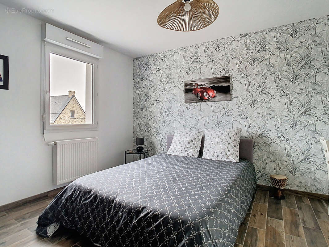 Maison à SAINT-GERMAIN-SUR-AY