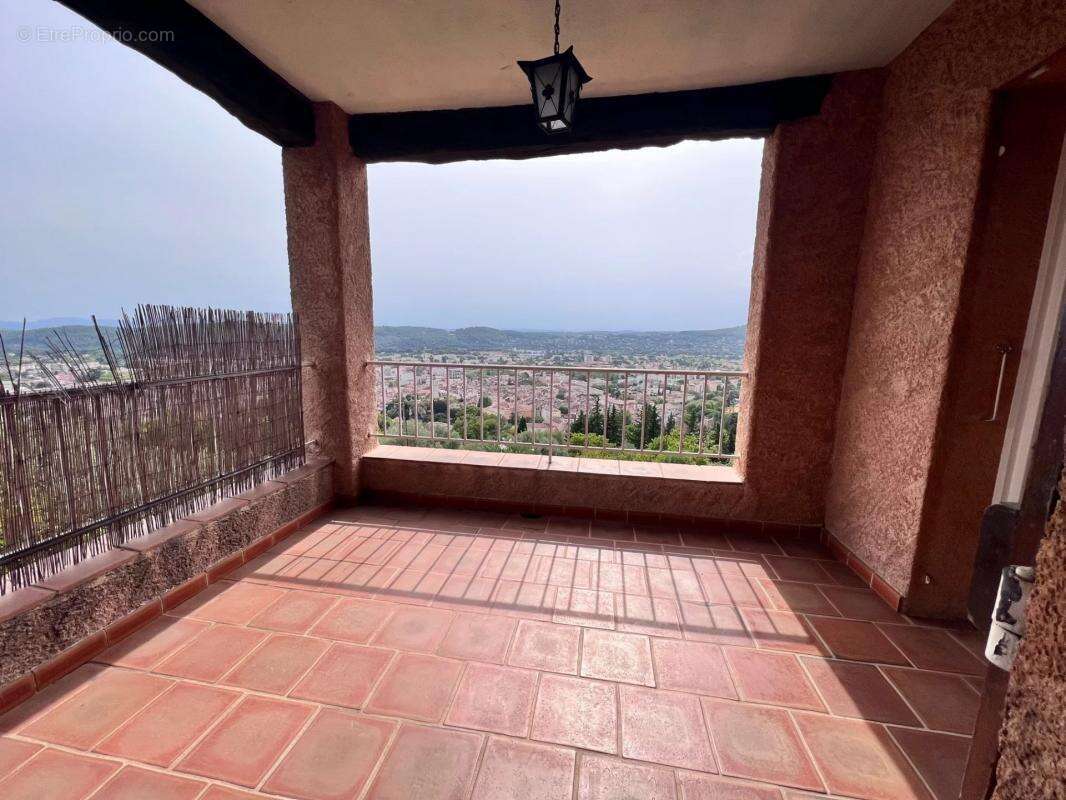 Maison à DRAGUIGNAN