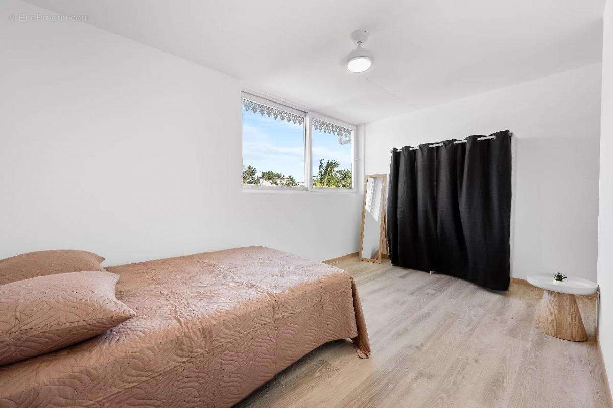 Maison à SAINTE-SUZANNE