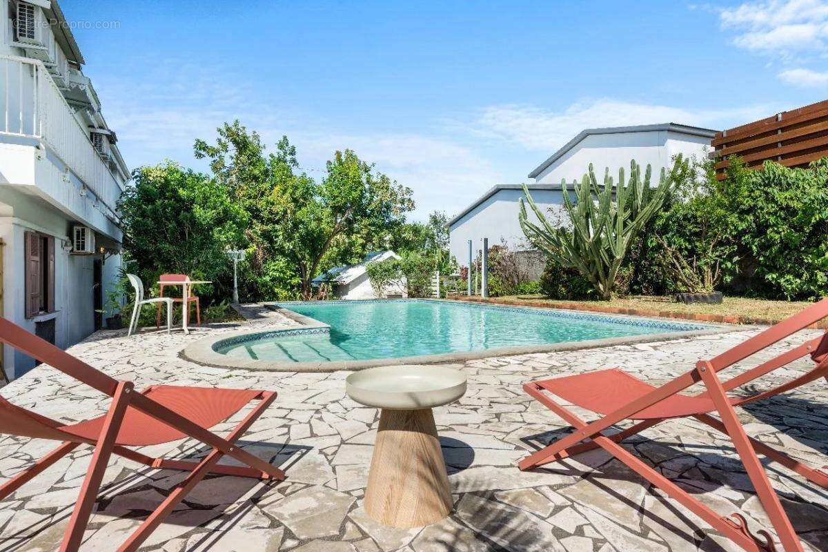 Maison à SAINTE-SUZANNE