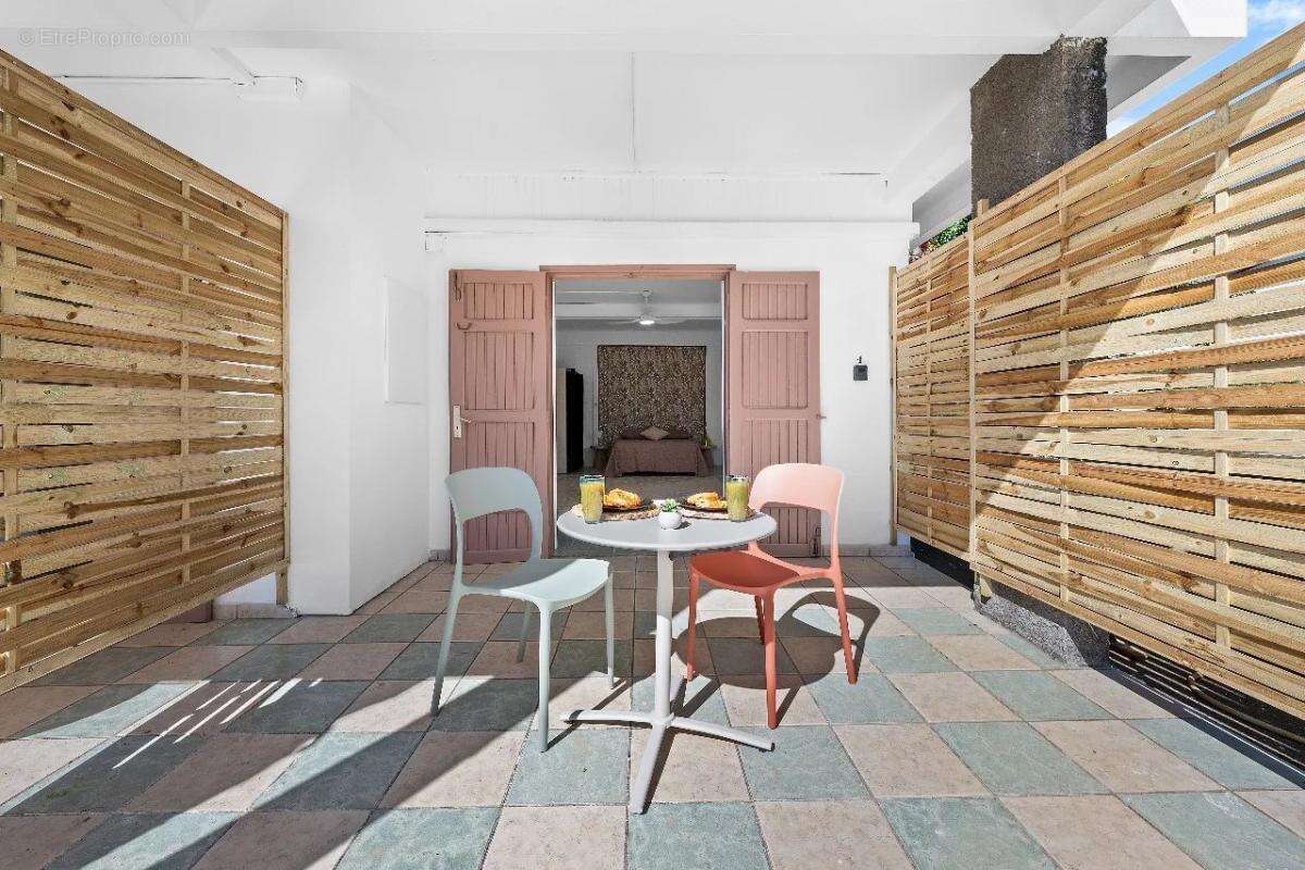 Maison à SAINTE-SUZANNE