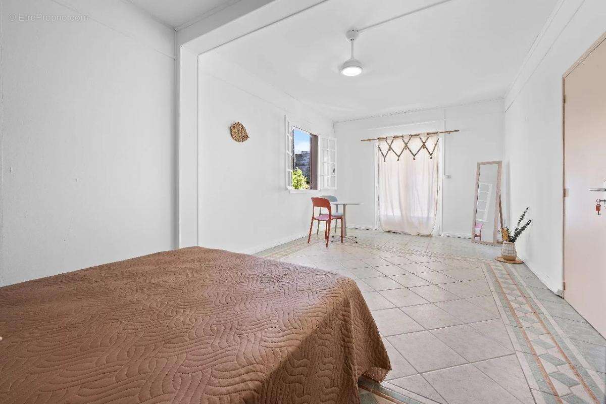 Maison à SAINTE-SUZANNE