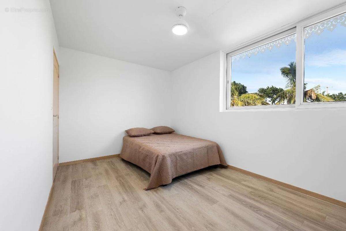 Maison à SAINTE-SUZANNE