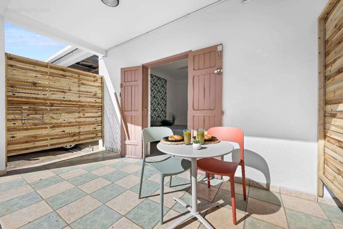 Maison à SAINTE-SUZANNE