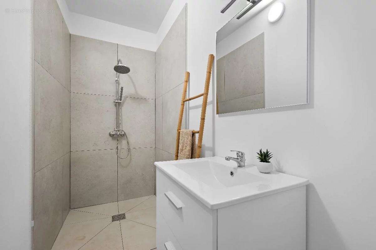 Maison à SAINTE-SUZANNE