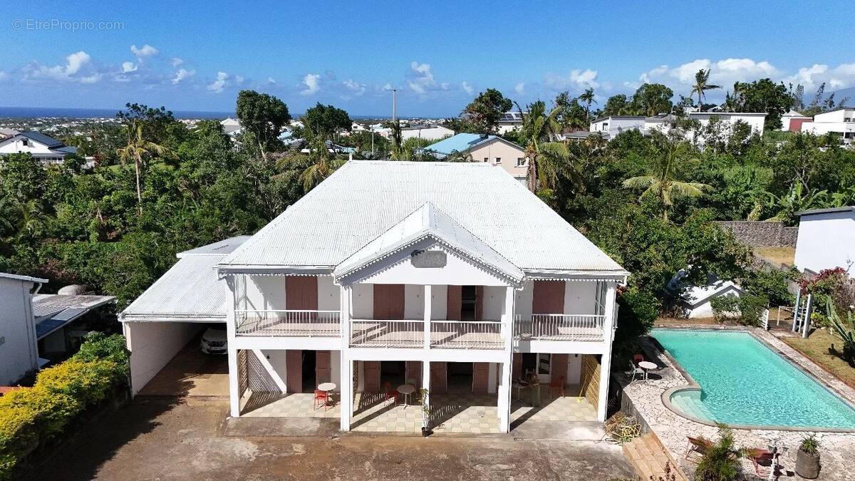 Maison à SAINTE-SUZANNE