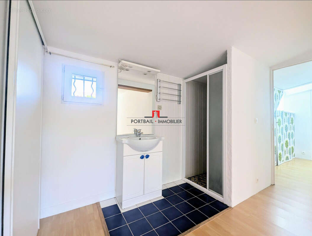 Maison à SAINT-GENES-DE-BLAYE