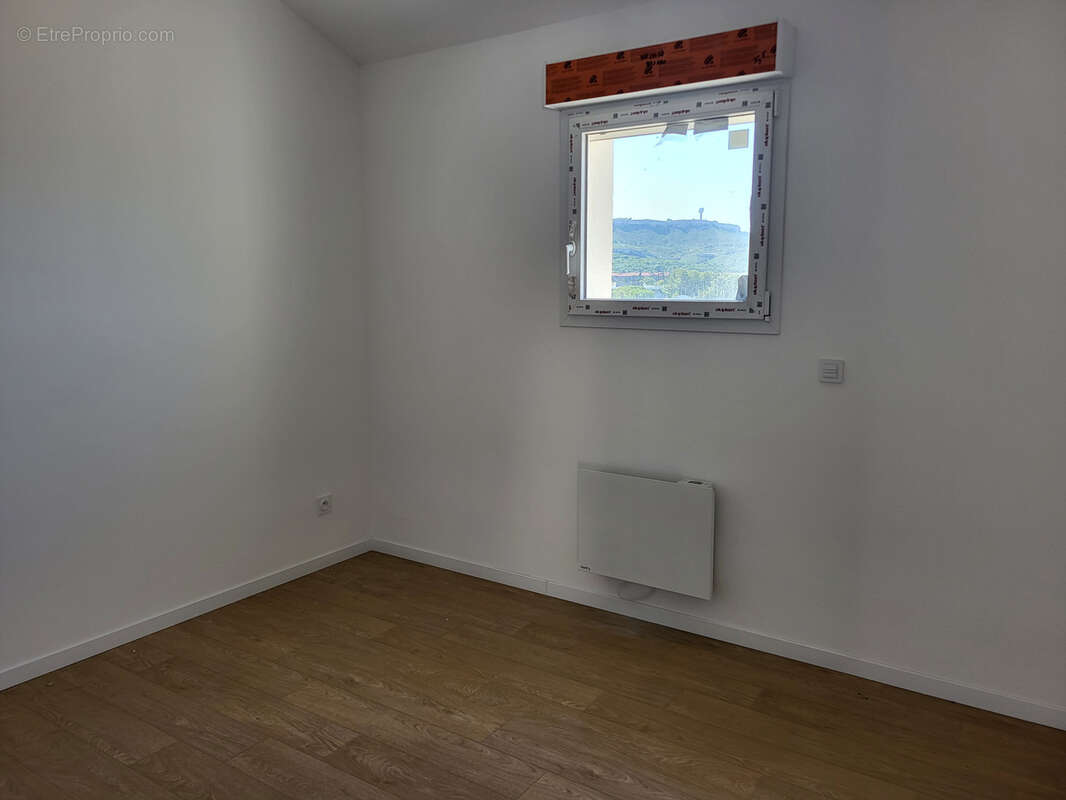 Appartement à ROGNAC