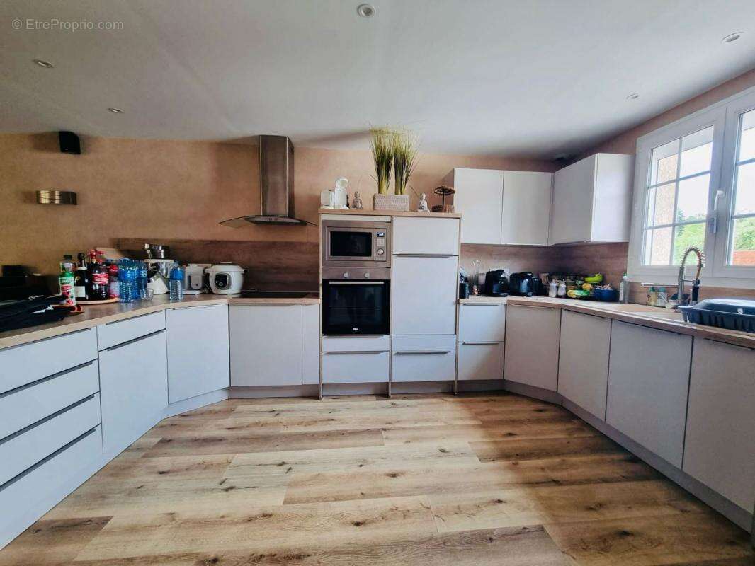 Maison à SAINT-QUENTIN