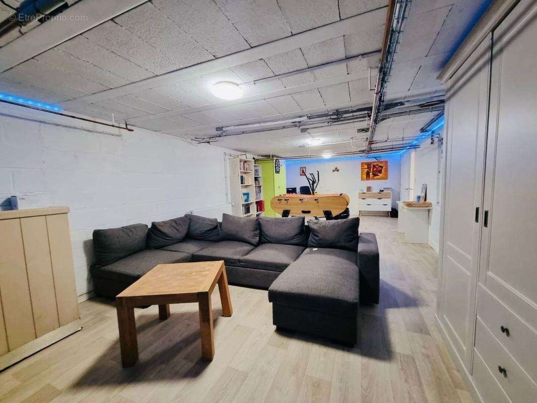 Maison à SAINT-QUENTIN