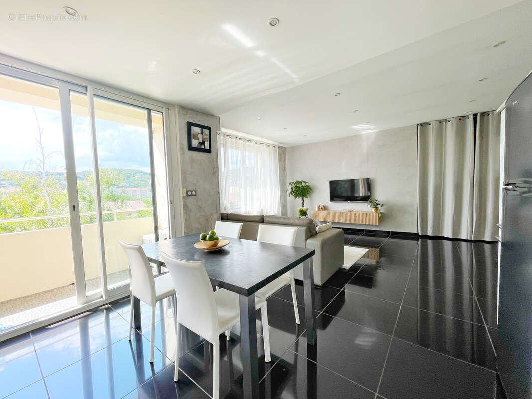 Appartement à GIVORS