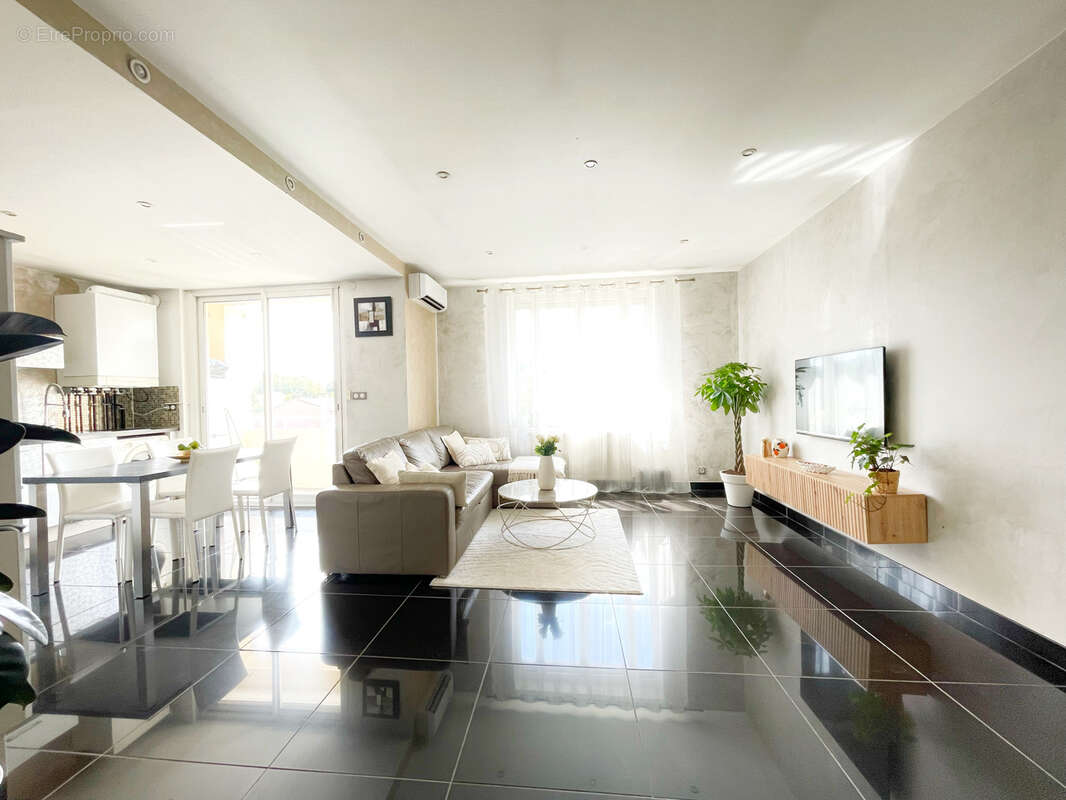 Appartement à GIVORS