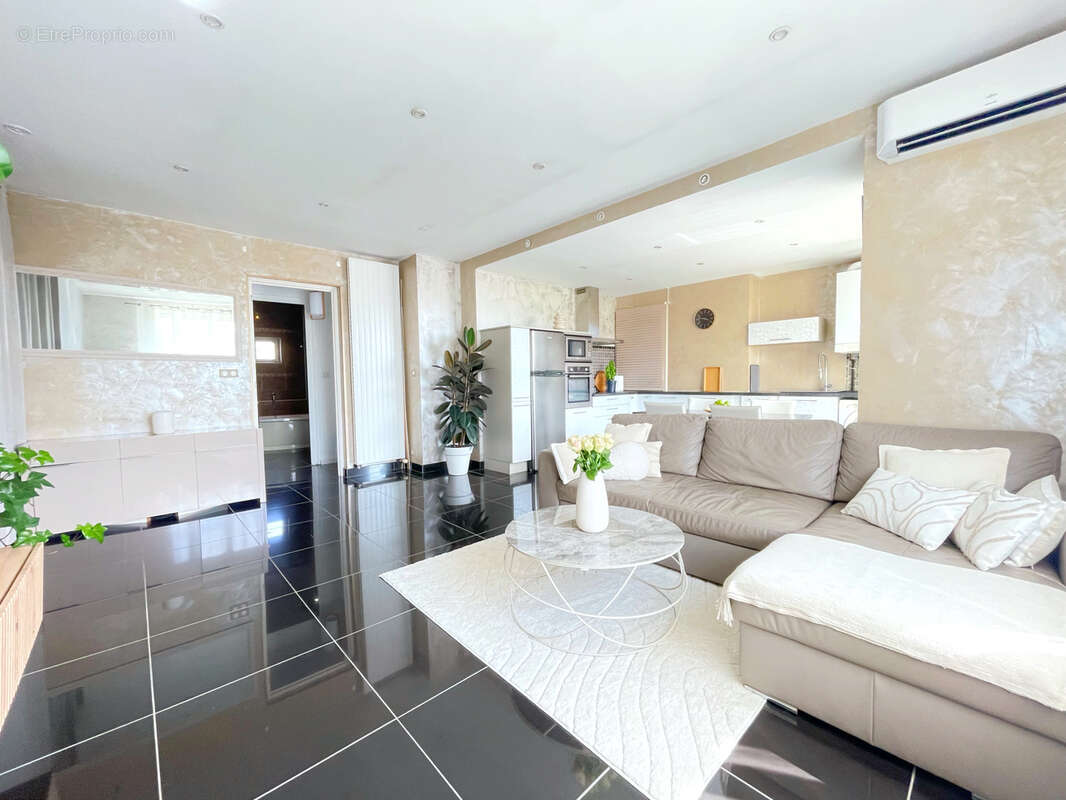 Appartement à GIVORS