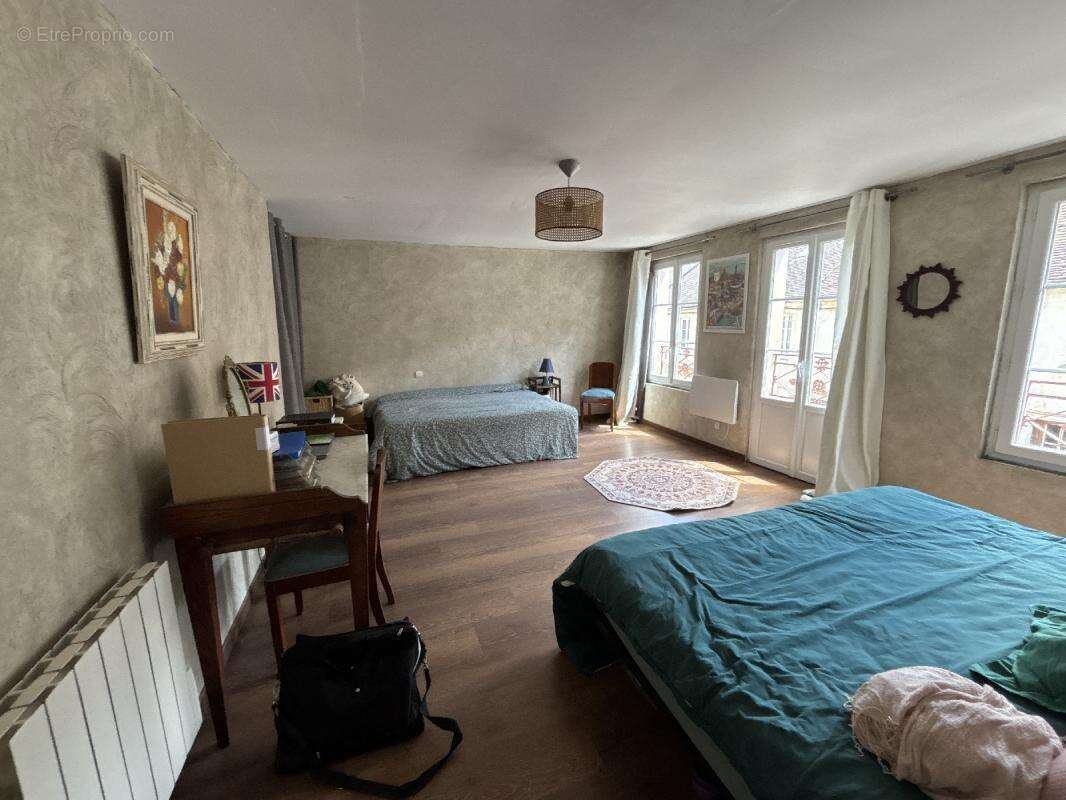 Maison à AVERNES-SOUS-EXMES