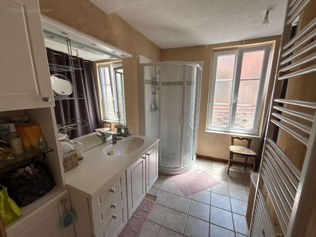 Maison à AVERNES-SOUS-EXMES