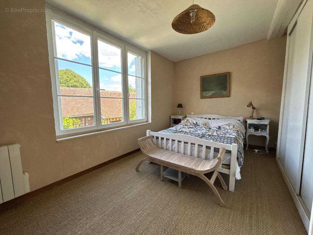 Maison à AVERNES-SOUS-EXMES