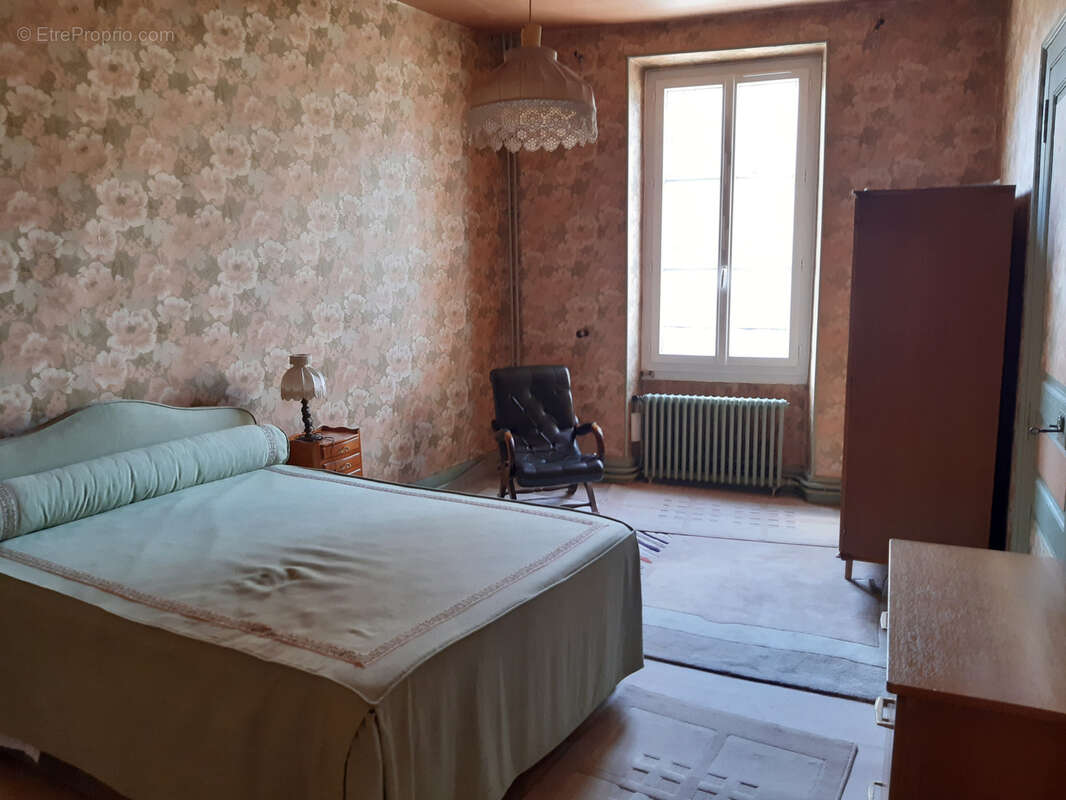 Maison à SAINT-CERE