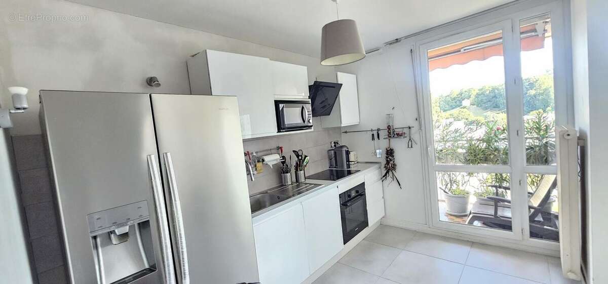 Appartement à OULLINS