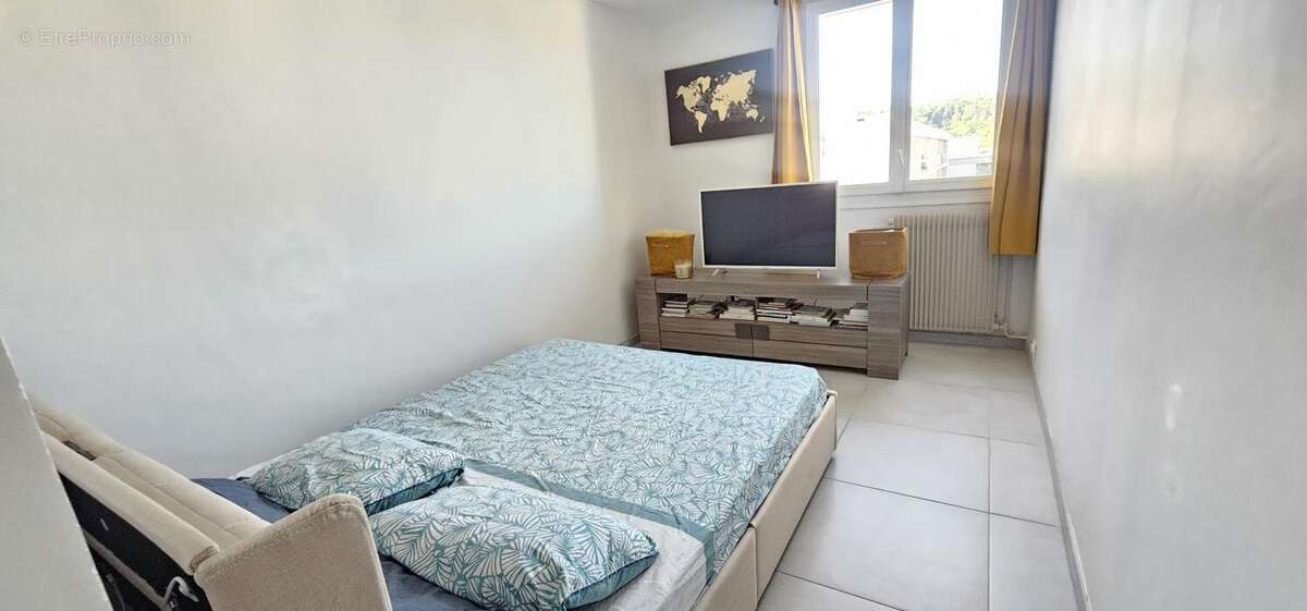 Appartement à OULLINS