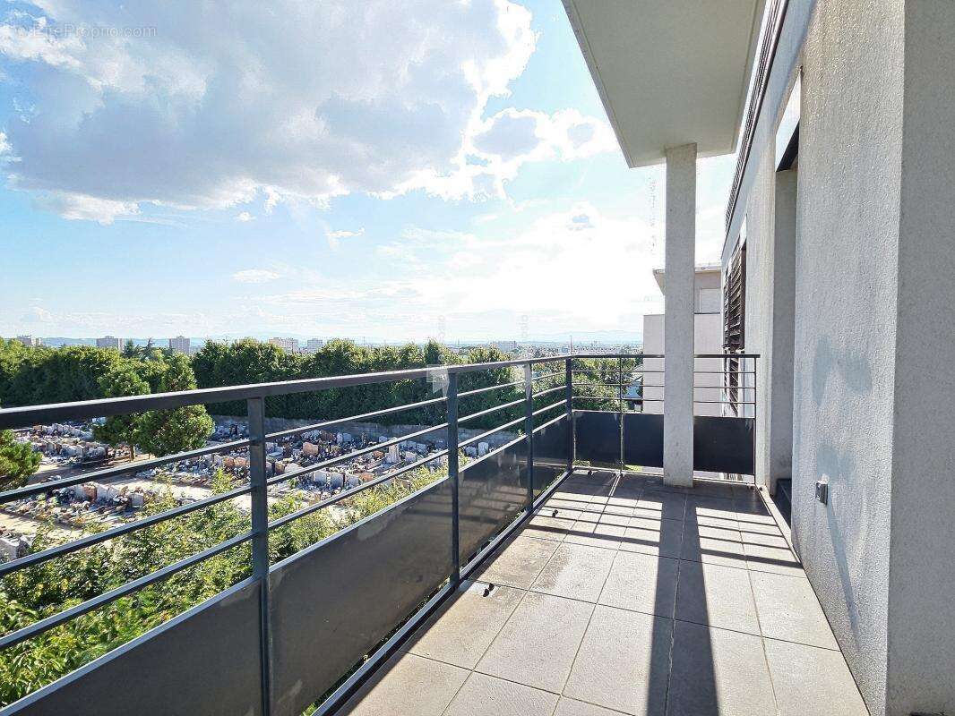 Appartement à SAINT-PRIEST