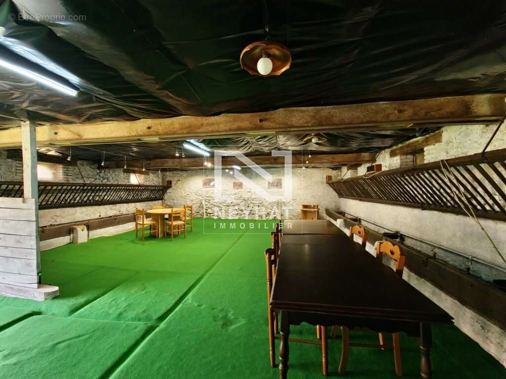 Maison à ISSY-L&#039;EVEQUE