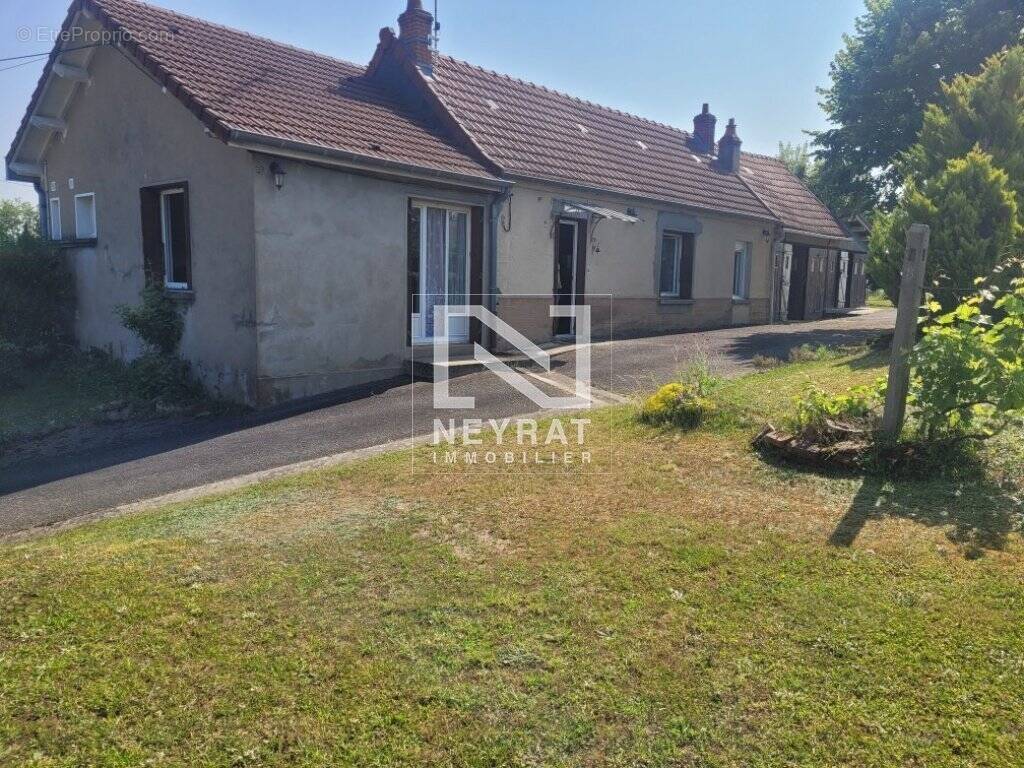Maison à PIERREFITTE-SUR-LOIRE
