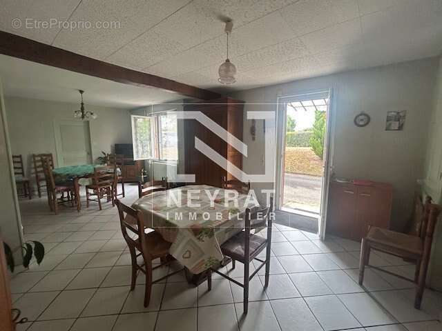 Maison à PIERREFITTE-SUR-LOIRE