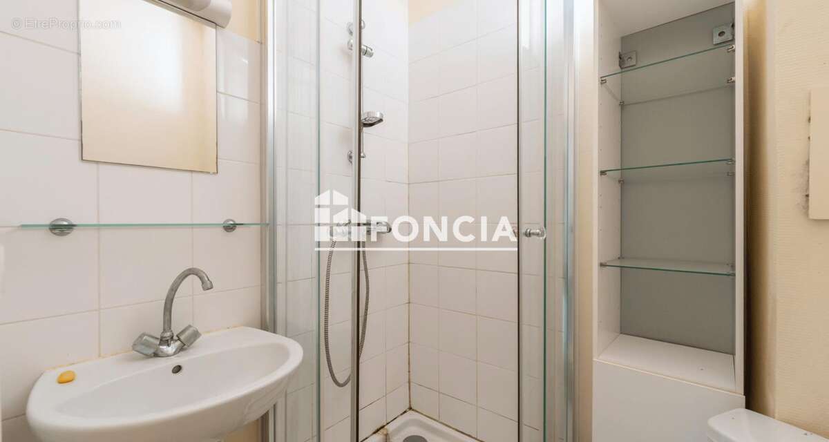 Appartement à PARIS-20E