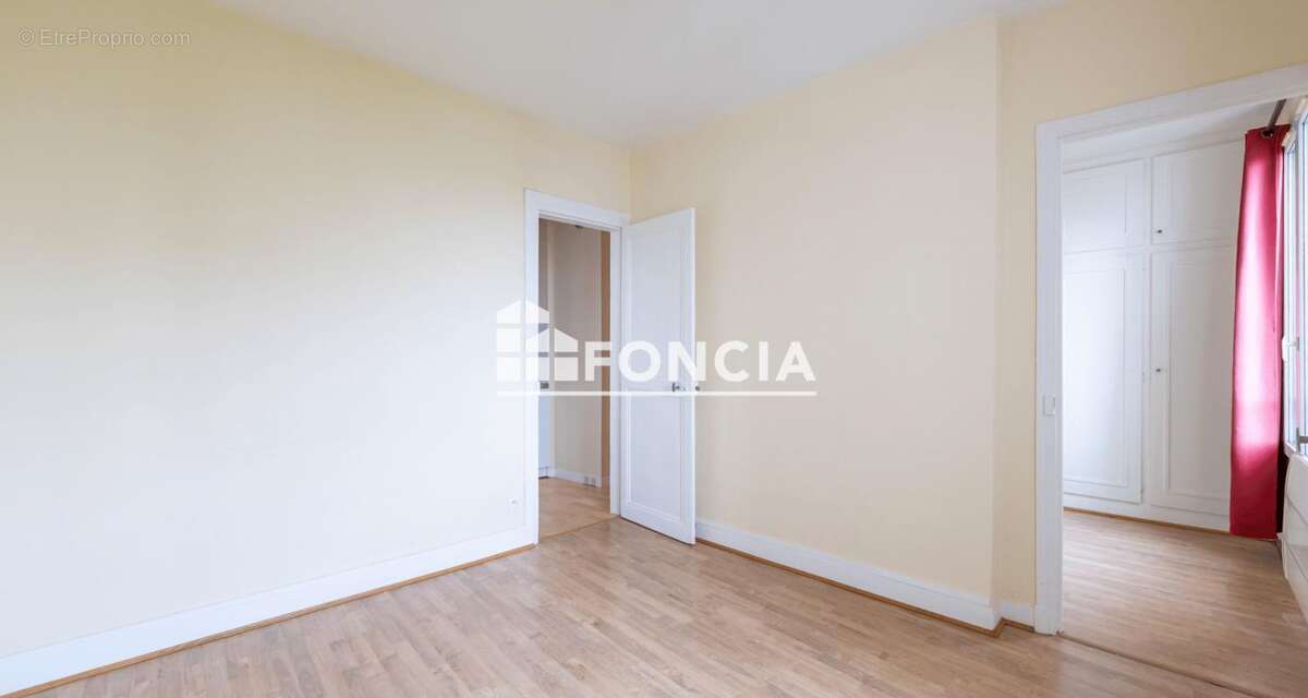 Appartement à PARIS-20E